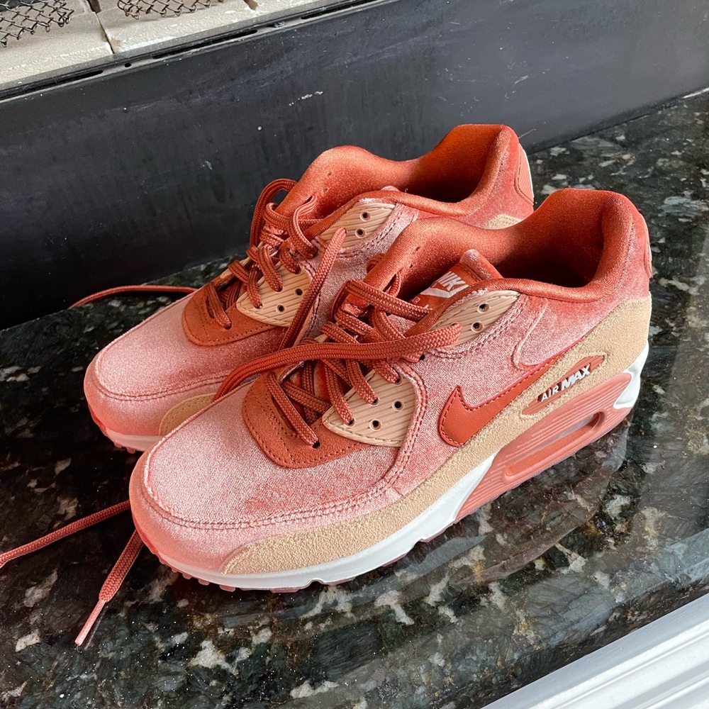 Nike Air Max 90